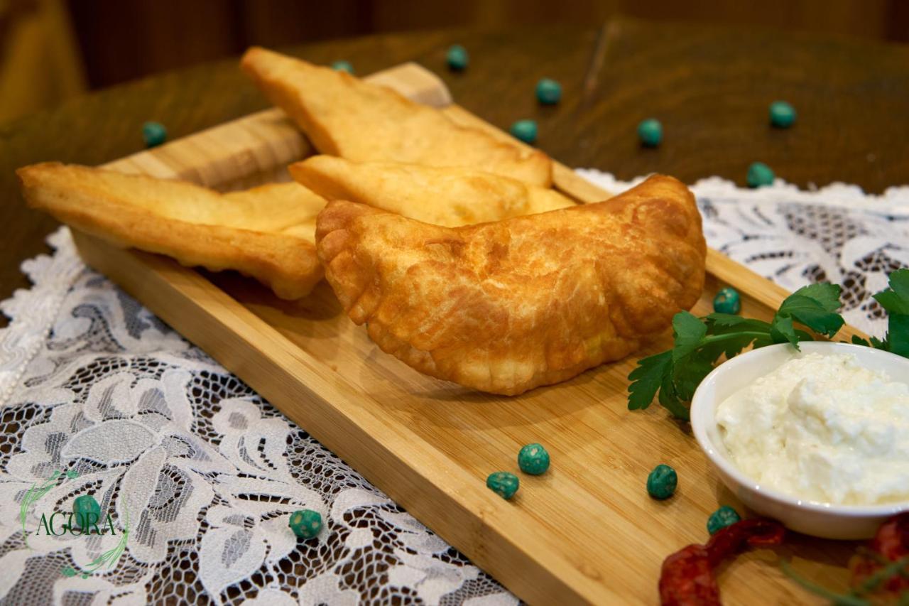 Agora Bed & Breakfast Vlorë Esterno foto
