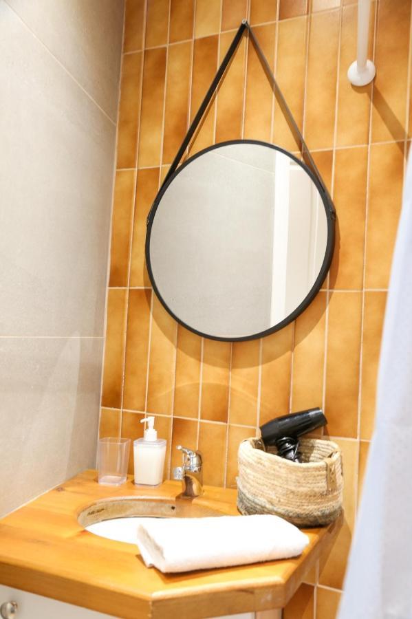 Agora Bed & Breakfast Vlorë Esterno foto
